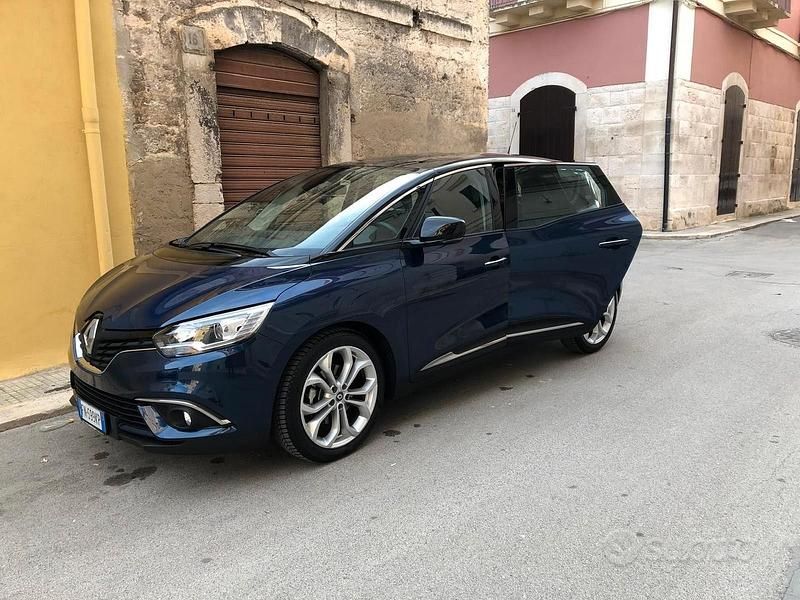 Usata Renault Scénic IV 110 CV (80 kW) 2018 Blu Monovolume