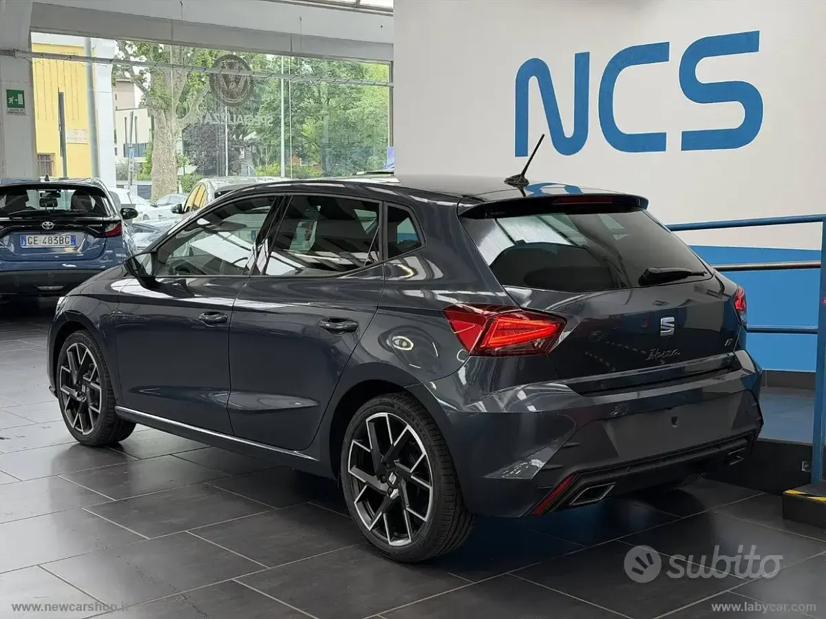 Nuova Seat Ibiza FR 95 CV (69 kW) 2026 Grigio Utilitaria