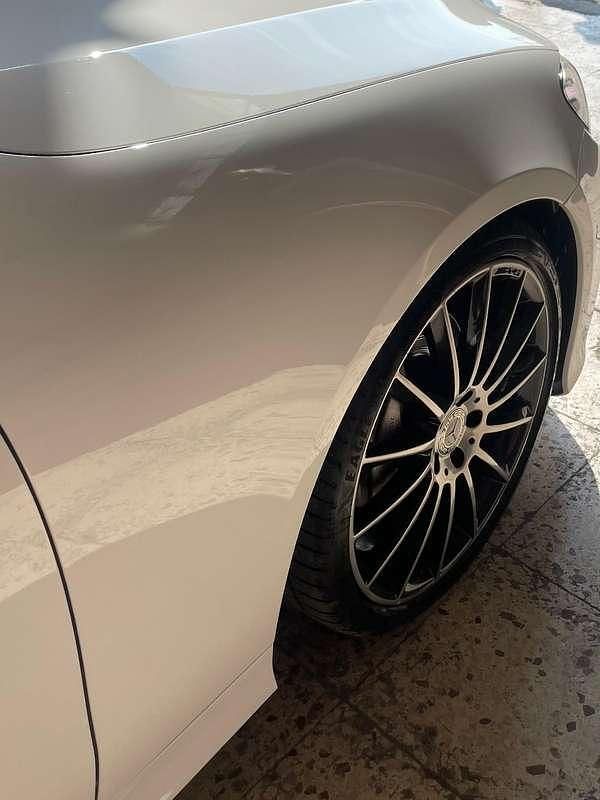 Usata Mercedes E220 AMG Line Premium Plus 194 CV (142 kW) 2019 Bianco Coupé