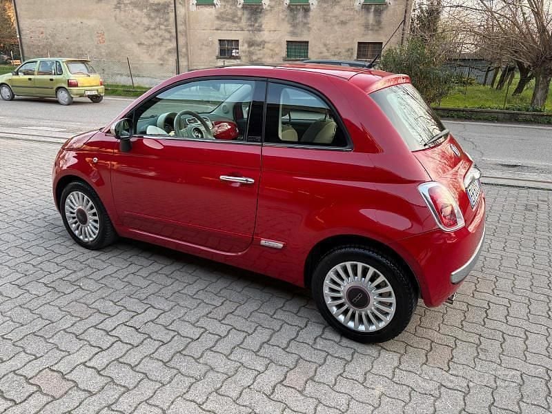 Usata Fiat 500 Lounge 69 CV (50 kW) 2011 Rosso SUV