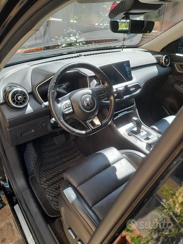 Usata MG HS Comfort 162 CV (119 kW) 2023 Nero SUV