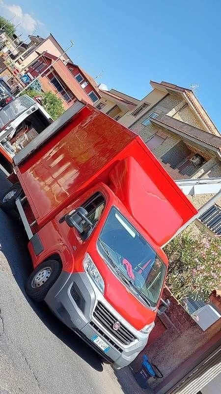 Usata Fiat Ducato 131 CV (96 kW) 2015 Rosso Furgone