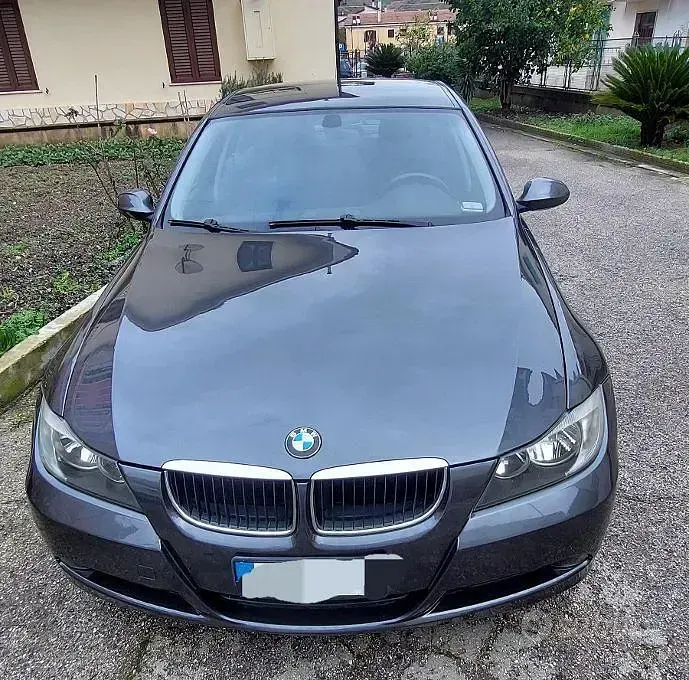 Usata BMW 318 122 CV (89 kW) 2006 Grigio Berlina