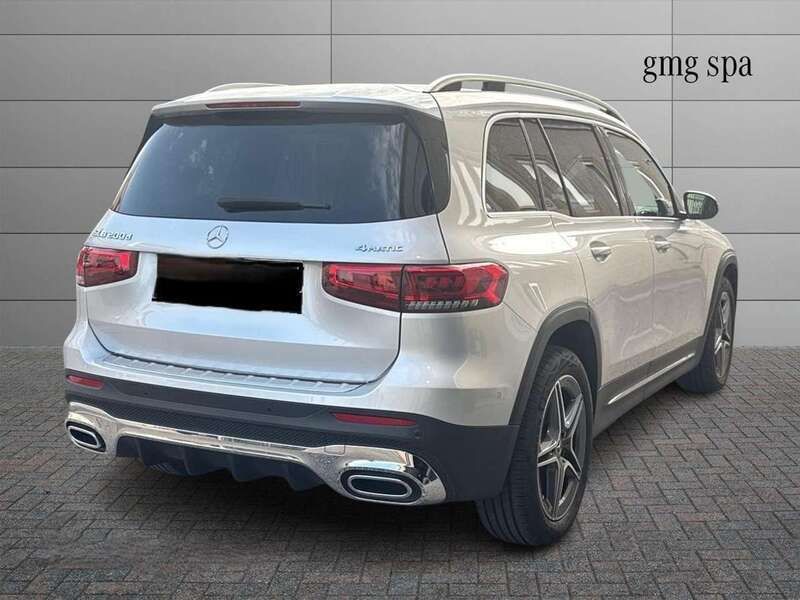 Usata Mercedes GLB200 Premium 150 CV (110 kW) 2021 Argento SUV