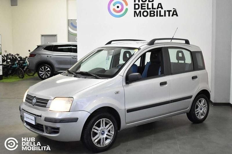 Usata Fiat Panda Dynamic 69 CV (50 kW) 2007 Grigio Utilitaria