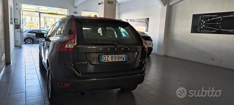 Usata Volvo XC60 Momentum 163 CV (119 kW) 2009 Grigio SUV