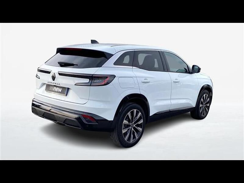 Usata Renault Austral Techno 160 CV (117 kW) 2025 Bianco SUV