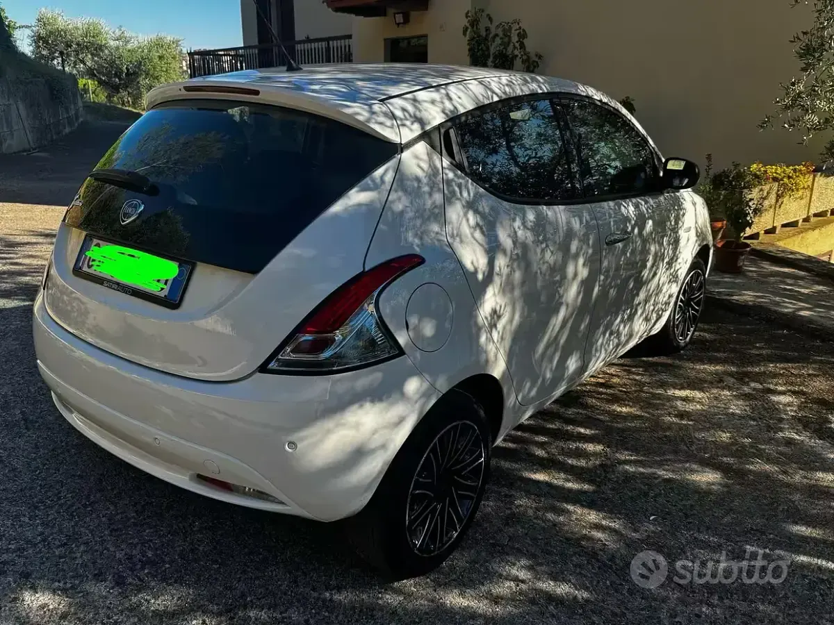 Usata Lancia Ypsilon 2020 Bianco Utilitaria