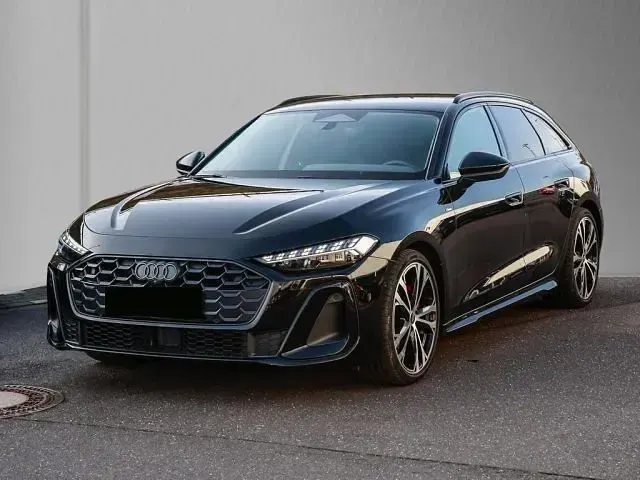 Usata Audi A5 S-Line 204 CV (150 kW) 2025 Nero metallizzato Station wagon