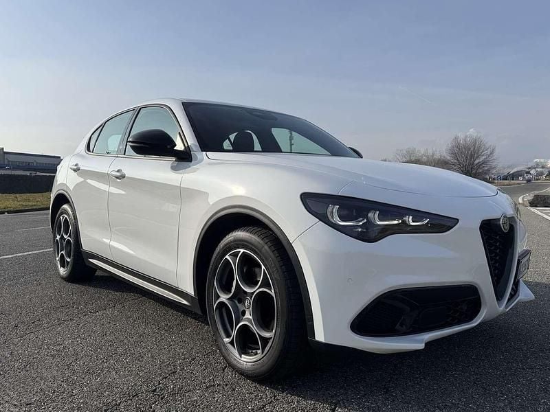 Usata Alfa Romeo Stelvio Sprint 160 CV (117 kW) 2024 Other SUV