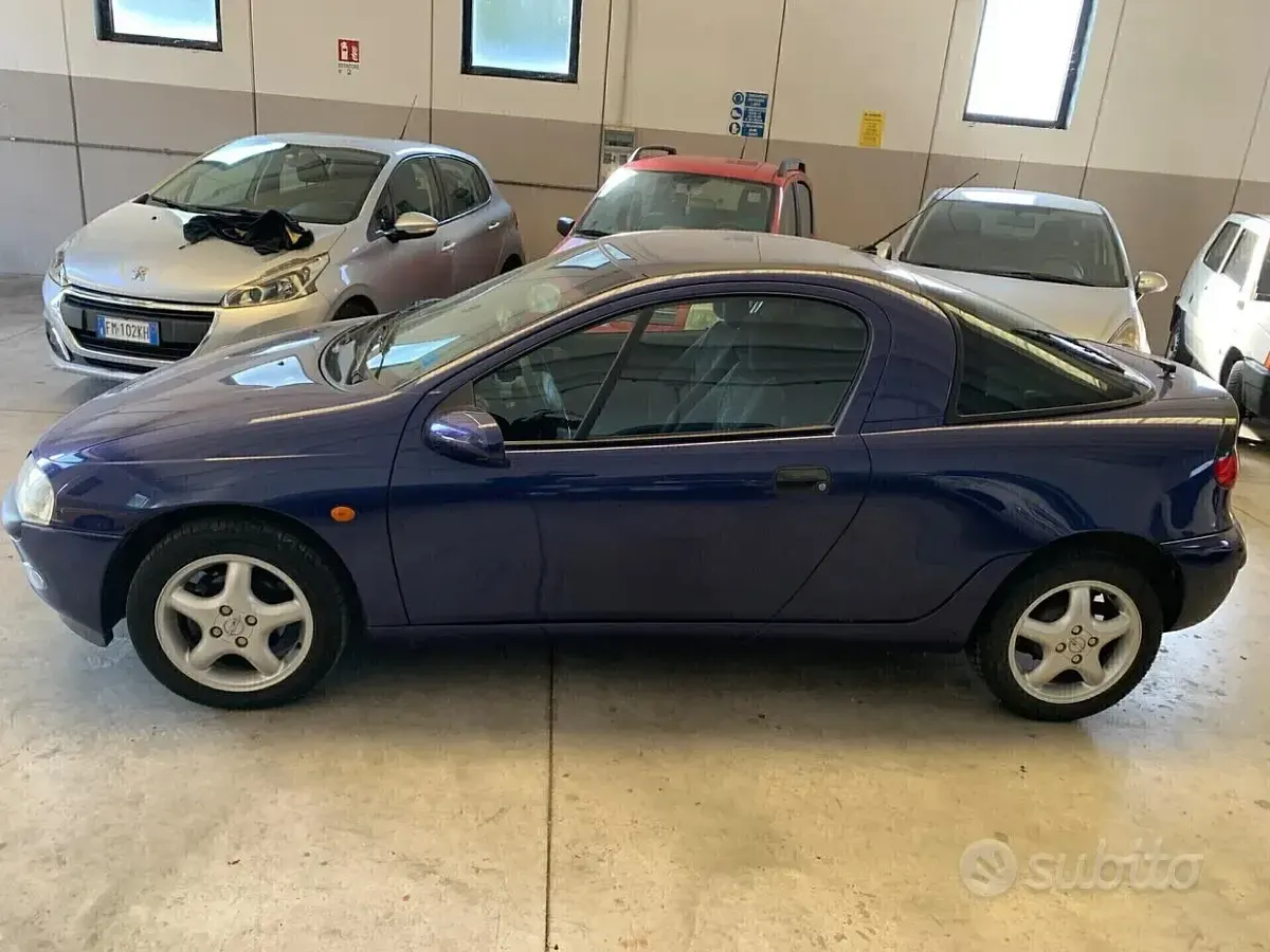 Occasion Opel Tigra 90 ch (66 kW) 1997 Violet Coupé