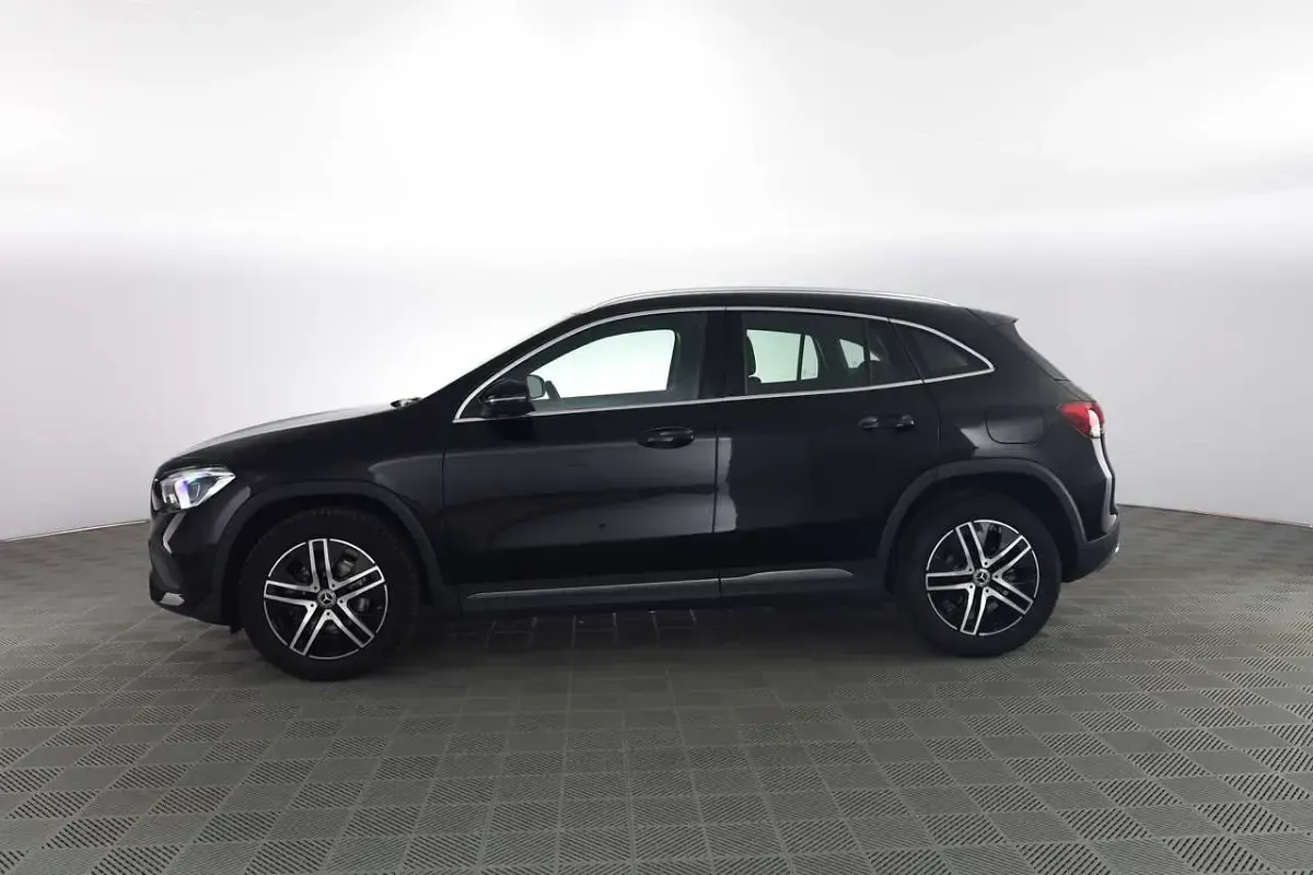 Usata Mercedes GLA200 150 CV (110 kW) 2023 Nero notte SUV