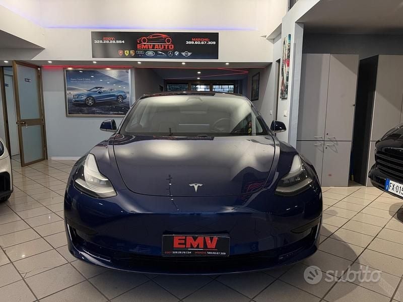 Usata Tesla Model 3 Standard Range 239 kW (325 CV) 2020 Blu Berlina