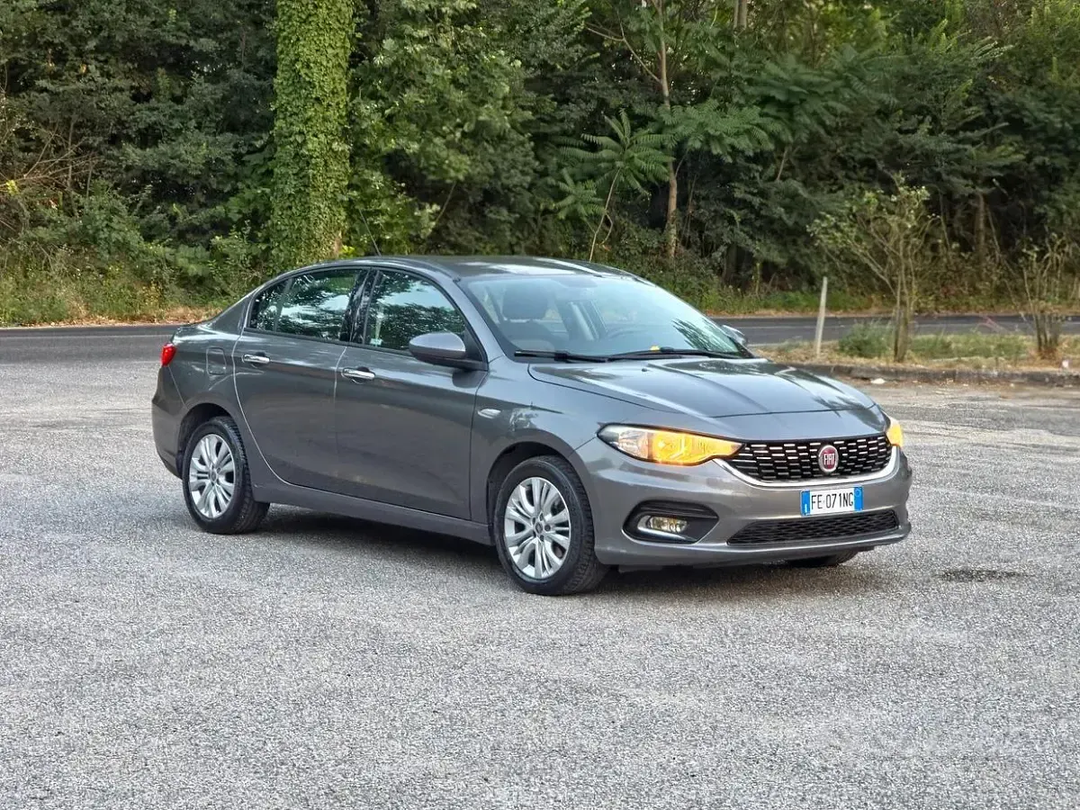 Usata Fiat Tipo Lounge 95 CV (69 kW) 2016 Berlina