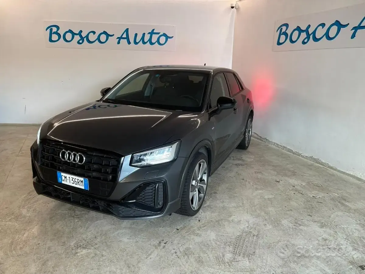 Usata Audi Q2 S-Line 150 CV (110 kW) 2023 Grigio SUV