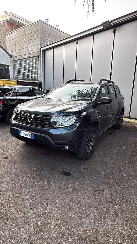 Begagnad Dacia Duster Essentiel 114 HK (83 kW) 2019 Grå SUV