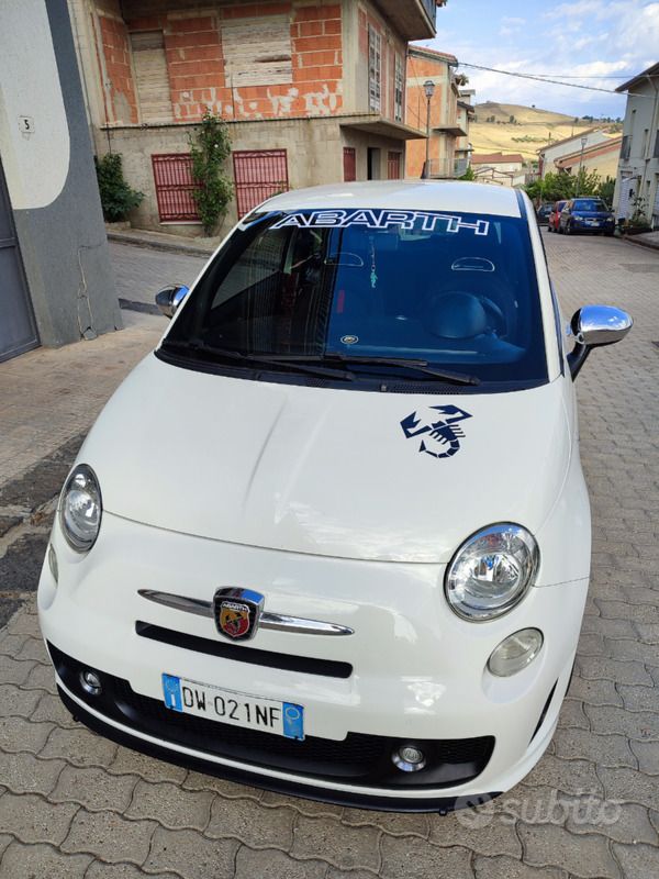 Usata Abarth 500 135 CV (99 kW) 2009 Bianco Utilitaria