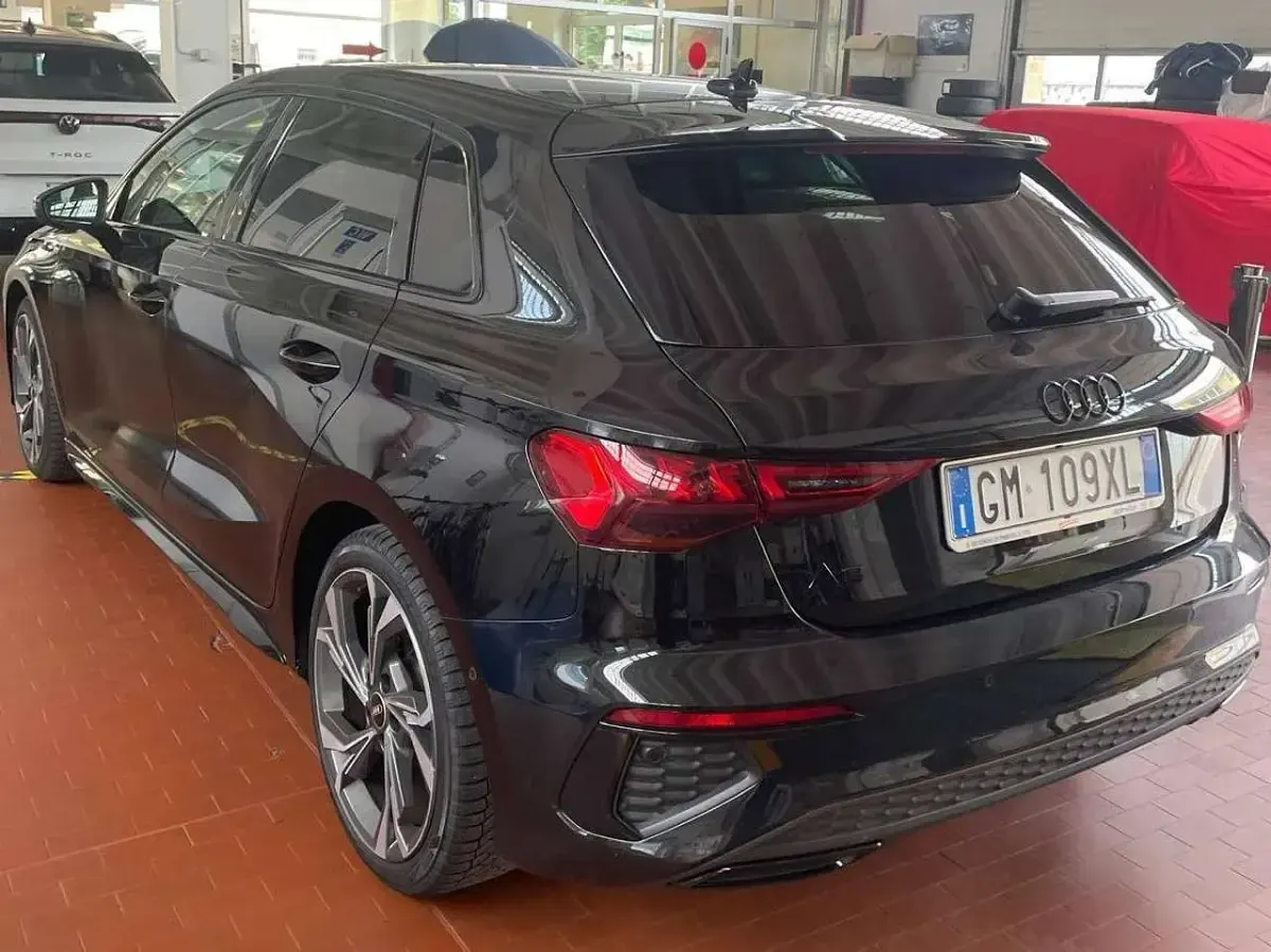 Usata Audi A3 S-Line 150 CV (110 kW) 2023 Nero Berlina