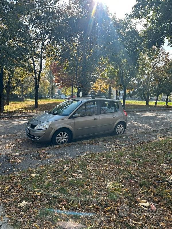 Usata 2007 Renault Scénic II Monovolume | 1200 € (Buon prezzo) - Immagine 1/4