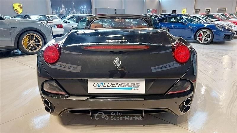 Usata Ferrari California 460 CV (338 kW) 2011 Nero Cabrio