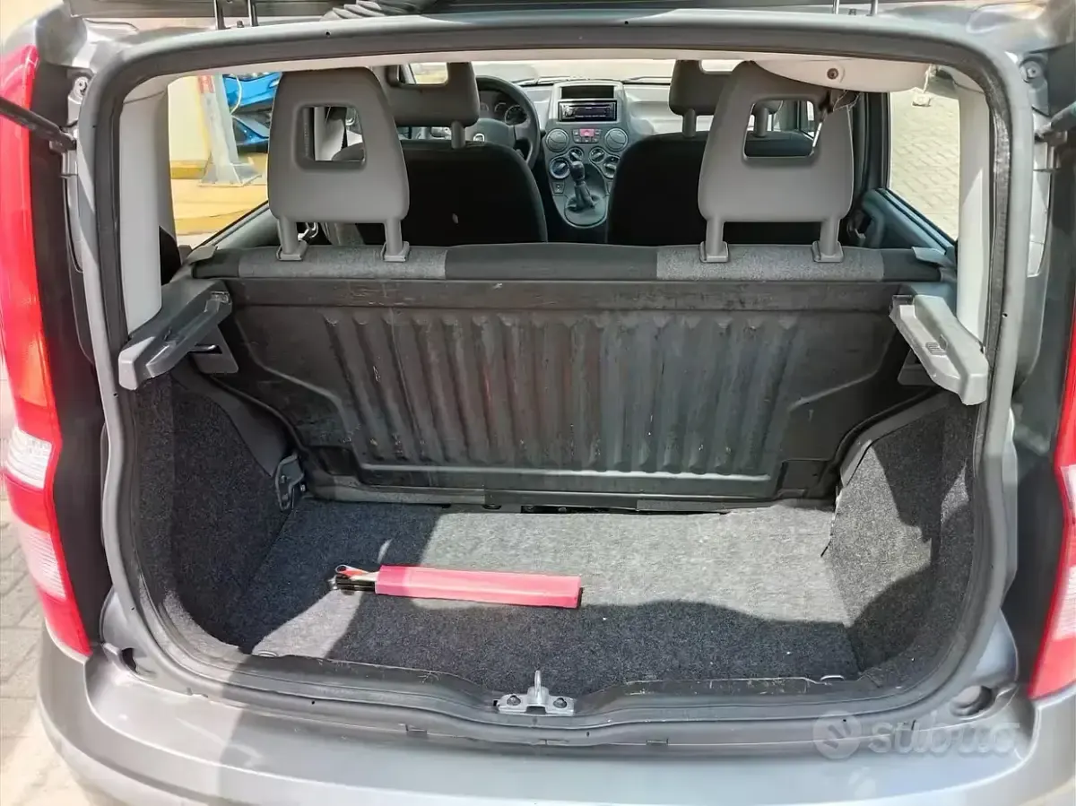 Usata Fiat Panda Dynamic 69 CV (50 kW) 2011 Grigio Utilitaria