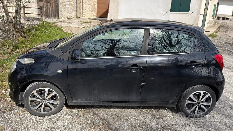 Usata Citroën C1 69 CV (50 kW) 2015 Nero Utilitaria