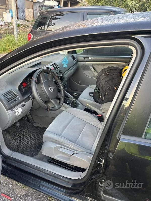 Usata VW Golf IV 2004 Nero Berlina