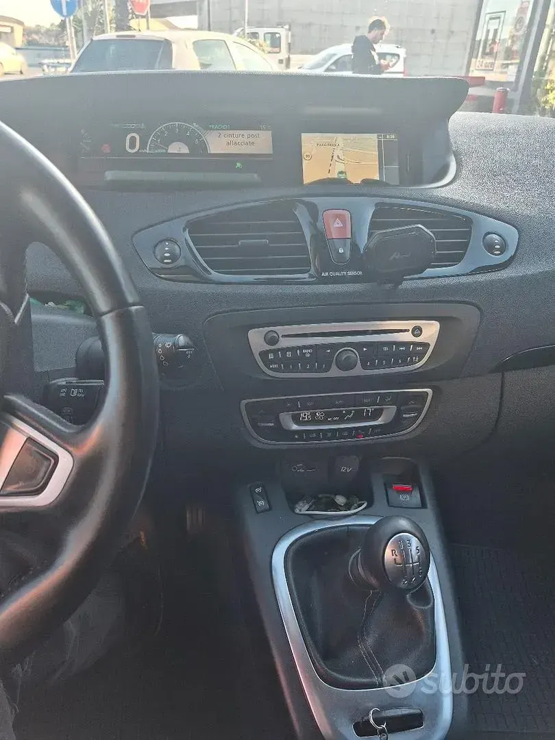 Usata Renault Scenic E-Tech 110 CV (80 kW) 2011 Monovolume