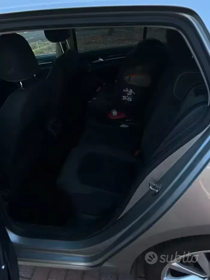 Usata VW Golf VII 110 CV (80 kW) 2014 Grigio Berlina