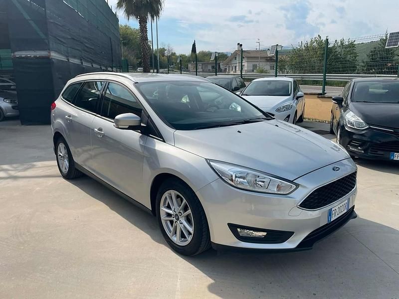 Usata Ford Focus Business Edition 119 CV (87 kW) 2018 Grigio Station wagon