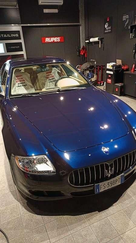 Usata Maserati Quattroporte 431 CV (317 kW) 2009 Blu/azzurro Berlina