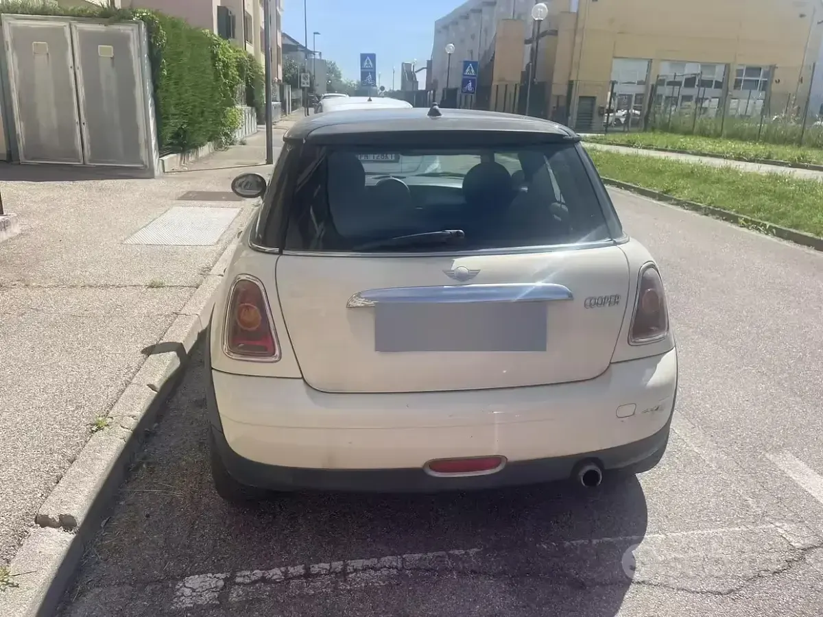 Usata Mini Cooper 120 CV (88 kW) 2007 Utilitaria