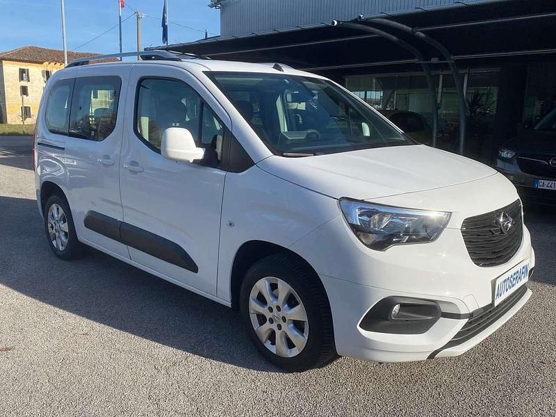 Usata Opel Combo Life 102 CV (75 kW) 2019 Bianco Monovolume