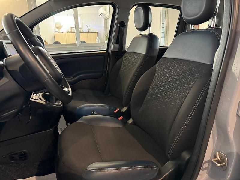 Usata Fiat Panda Cross Cross 70 CV (51 kW) 2021 Blu Utilitaria