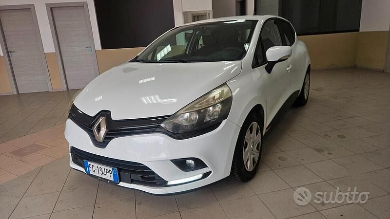 Usata Renault Clio IV Intens 75 CV (55 kW) 2016 Bianco Berlina