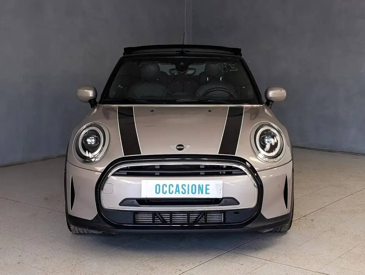 Usata Mini Cooper Cabriolet Classic 135 CV (99 kW) 2023 Grigio Cabrio