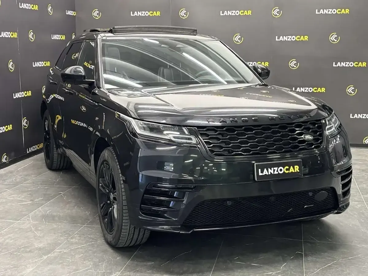 Usata Land Rover Range Rover Velar R-Dynamic 204 CV (150 kW) 2023 Nero SUV