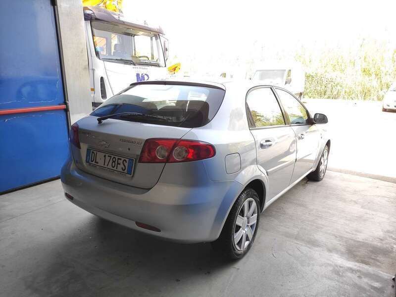 Usata Chevrolet Lacetti SX 121 CV (88 kW) 2007 Grigio Berlina