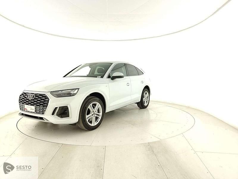 Bianco ghiaccio metallizzato Usata 2023 Audi Q5 Sportback S-Line SUV | 47.700 € (Buon prezzo) - Immagine 1/4