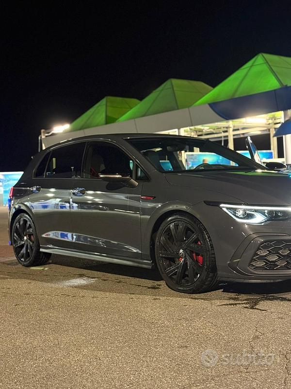 Usata VW Golf VIII GTI 2022 Grigio Berlina