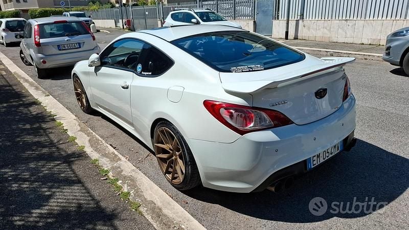 Usata Hyundai Genesis 236 CV (173 kW) 2012 Coupé