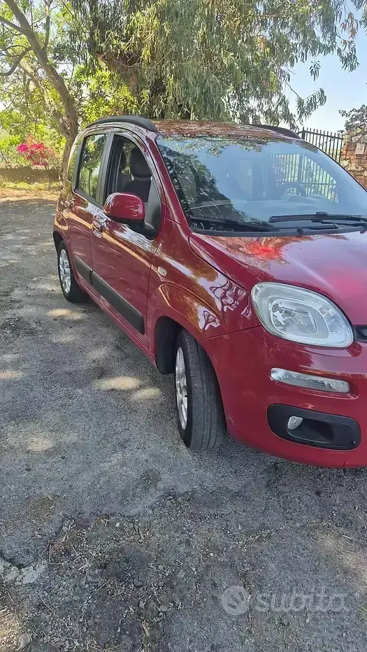 Usata Fiat Panda 69 CV (50 kW) 2015 Rosso Utilitaria