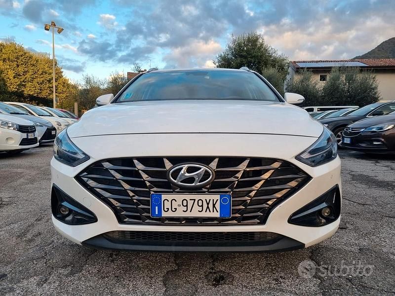Usata Hyundai i30 Prime 136 CV (100 kW) 2021 Bianco Station wagon