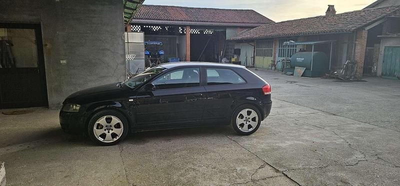 Usata Audi A3 Ambiente 105 CV (77 kW) 2004 Nero Berlina