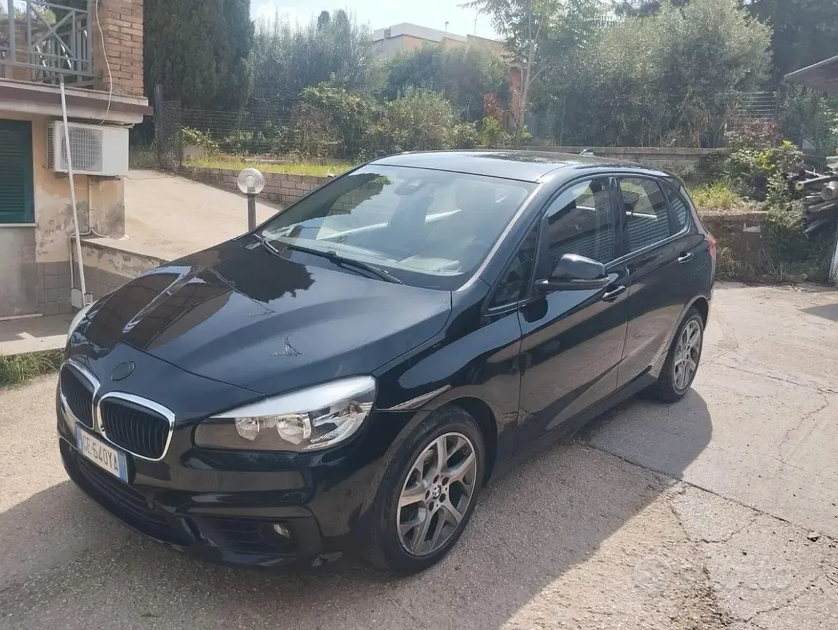 Usata BMW 218 Luxury Line 150 CV (110 kW) 2017 Nero Coupé