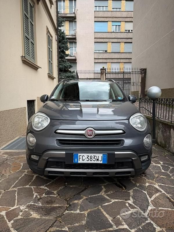 Usata Fiat 500X 95 CV (69 kW) 2016 Grigio SUV