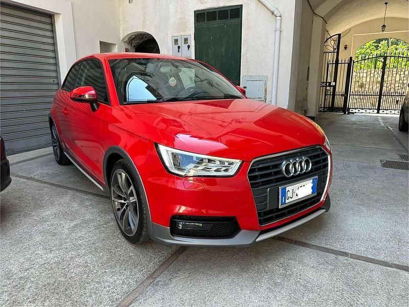 Usata Audi A1 Sport 95 CV (69 kW) 2015 Rosso metallizzato Berlina