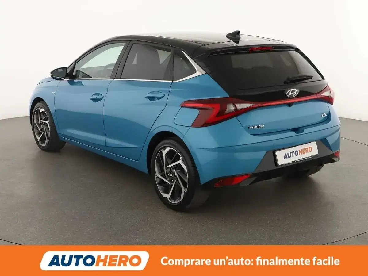 Usata Hyundai i20 101 CV (74 kW) 2023 Blu/azzurro Utilitaria