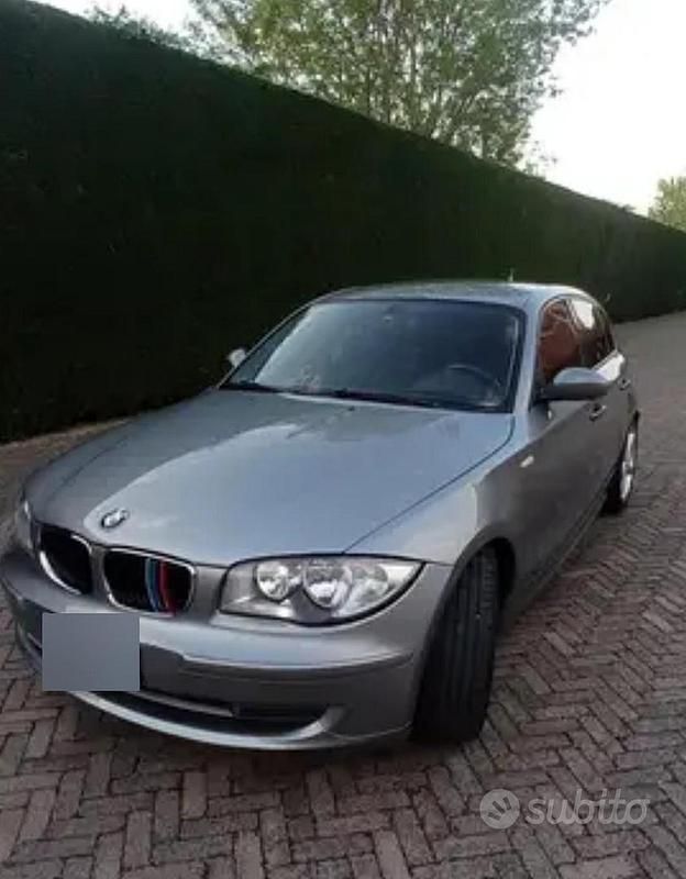 Usata BMW 118 143 CV (105 kW) 2009 Grigio Utilitaria