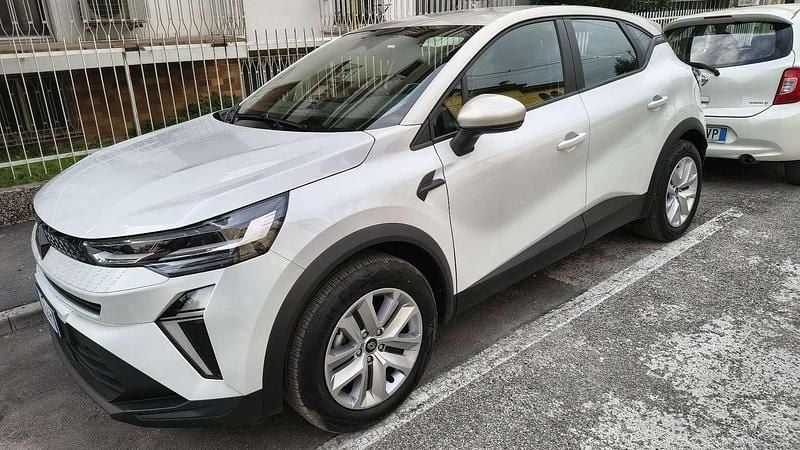 Usata Renault Captur Evolution 101 CV (74 kW) 2025 SUV